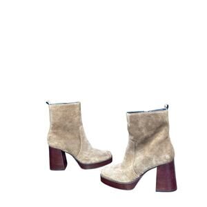 Marc fisher chukka heeled leather boot size 10